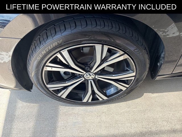 2022 Volkswagen Passat 2.0T SE