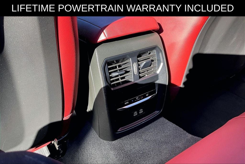 2025 BMW 3 Series 330i xDrive M Sport