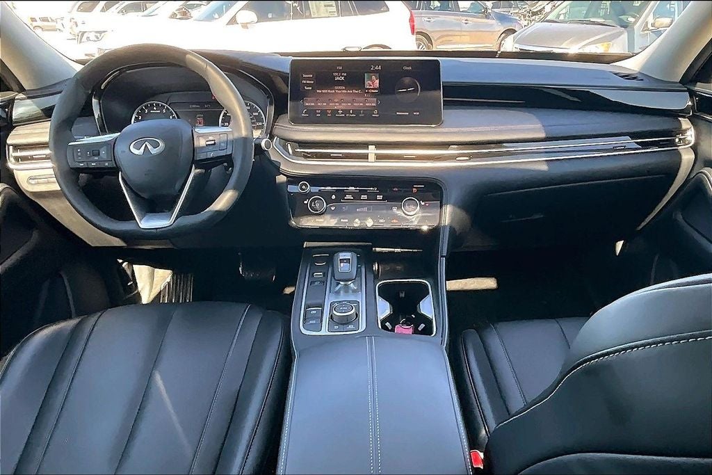 2025 INFINITI QX60 PURE