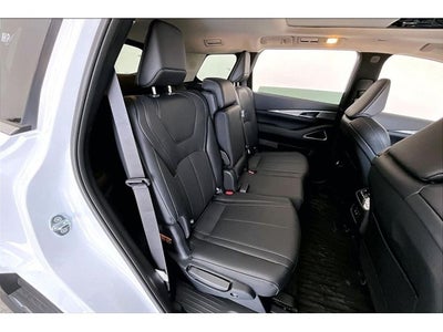 2027 INFINITI QX60 LUXE