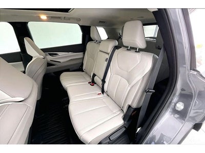 2027 INFINITI QX60 LUXE