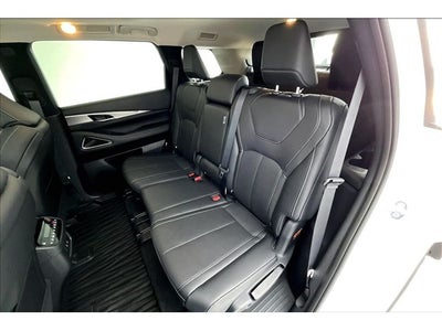 2027 INFINITI QX60 LUXE