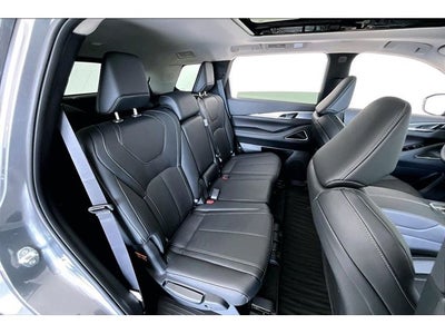2027 INFINITI QX60 LUXE