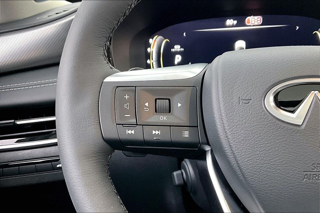 2027 INFINITI QX60 LUXE