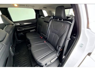 2027 INFINITI QX60 LUXE