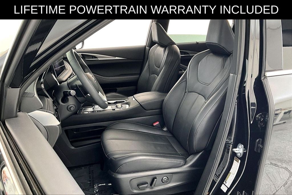 2025 INFINITI QX60 LUXE