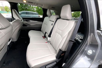 2026 INFINITI QX60 LUXE