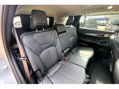 2026 INFINITI QX60 LUXE