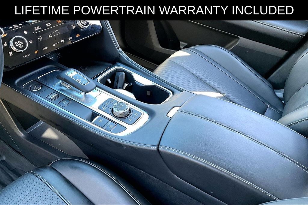 2025 INFINITI QX60 LUXE