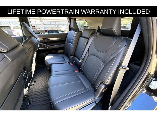 2025 INFINITI QX60 LUXE