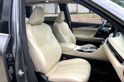 2022 INFINITI QX60 LUXE