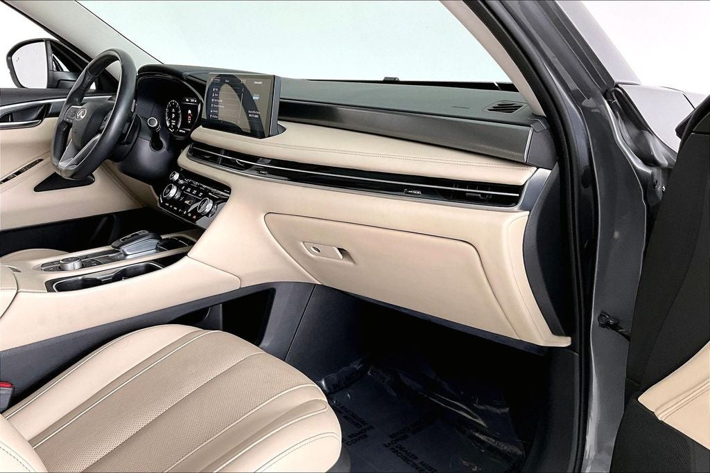 2022 INFINITI QX60 LUXE