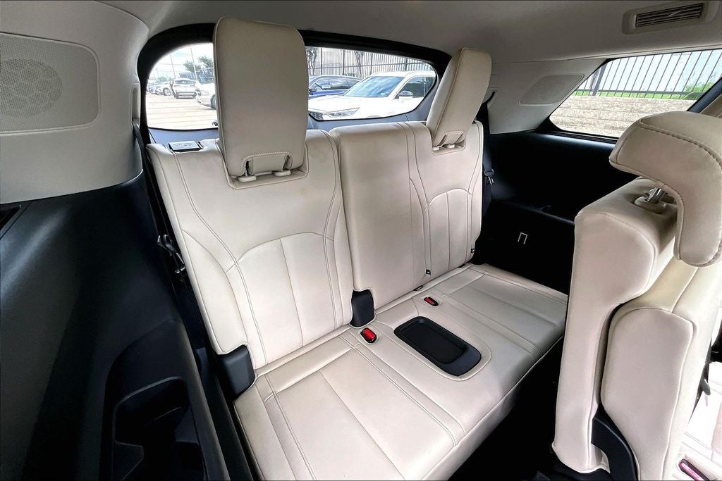 2022 INFINITI QX60 LUXE