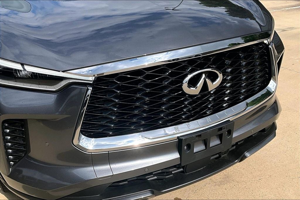 2022 INFINITI QX60 LUXE