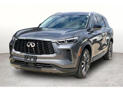 2022 INFINITI QX60 LUXE