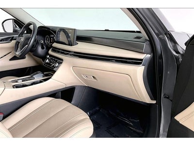 2022 INFINITI QX60 LUXE