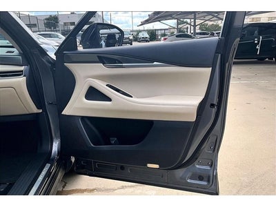 2022 INFINITI QX60 LUXE