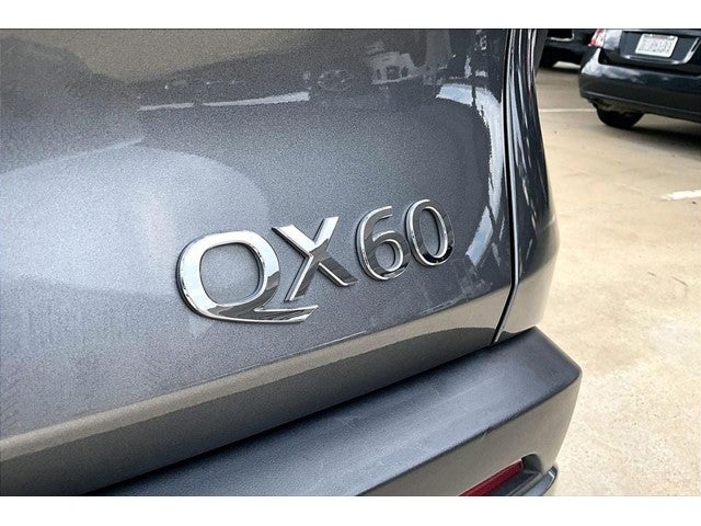 2022 INFINITI QX60 LUXE