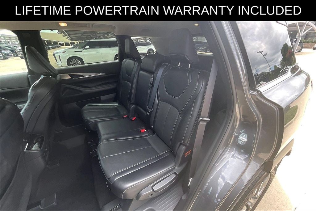 2022 INFINITI QX60 LUXE
