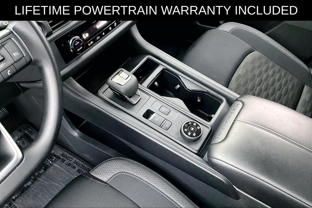 2024 Nissan Pathfinder S