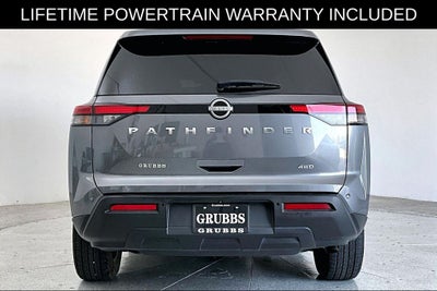 2024 Nissan Pathfinder S
