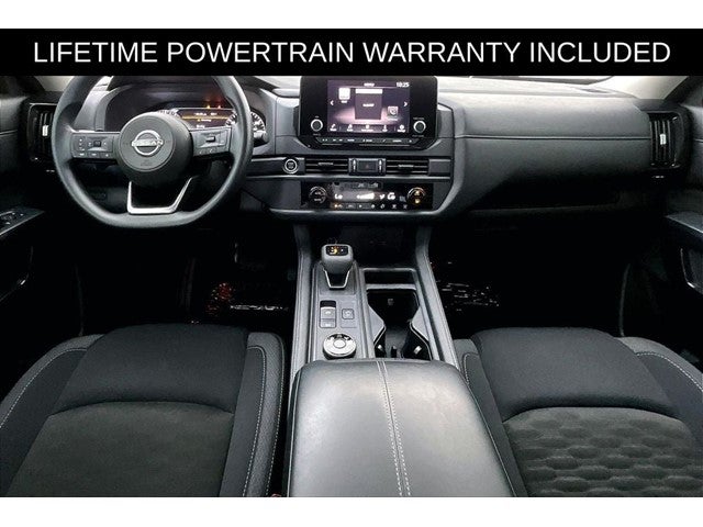 2024 Nissan Pathfinder S
