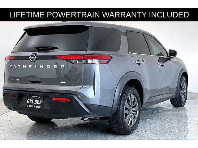 2024 Nissan Pathfinder S