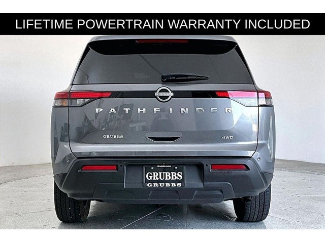 2024 Nissan Pathfinder S