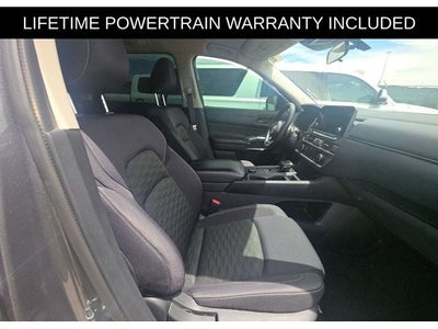 2024 Nissan Pathfinder S
