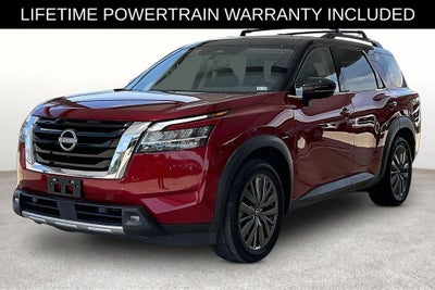 2022 Nissan Pathfinder SL