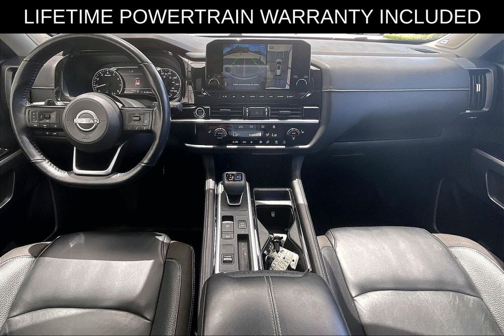 2022 Nissan Pathfinder SL