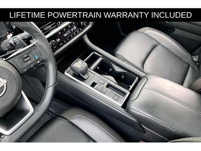 2024 Nissan Pathfinder SL