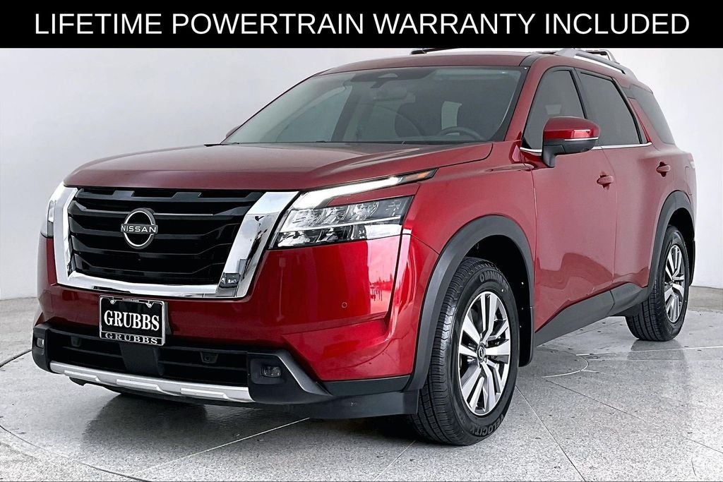 2023 Nissan Pathfinder SL