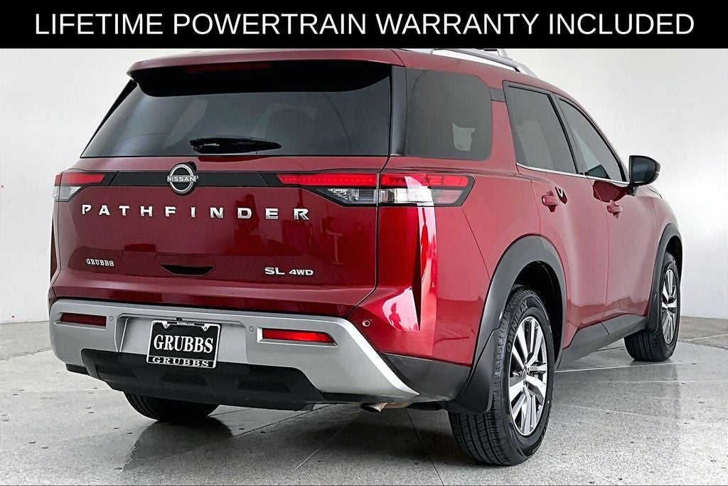 2023 Nissan Pathfinder SL