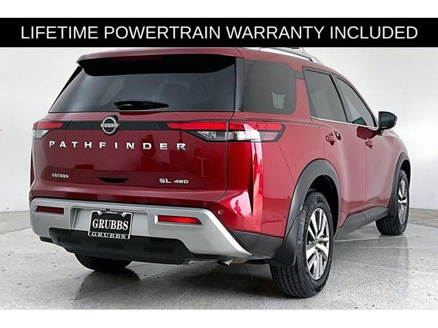 2023 Nissan Pathfinder SL