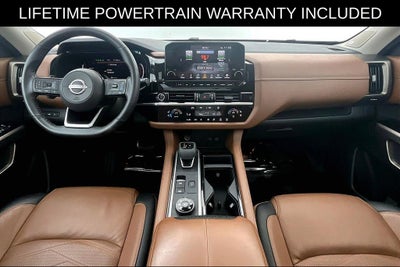 2023 Nissan Pathfinder Platinum