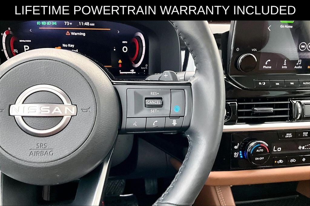 2023 Nissan Pathfinder Platinum