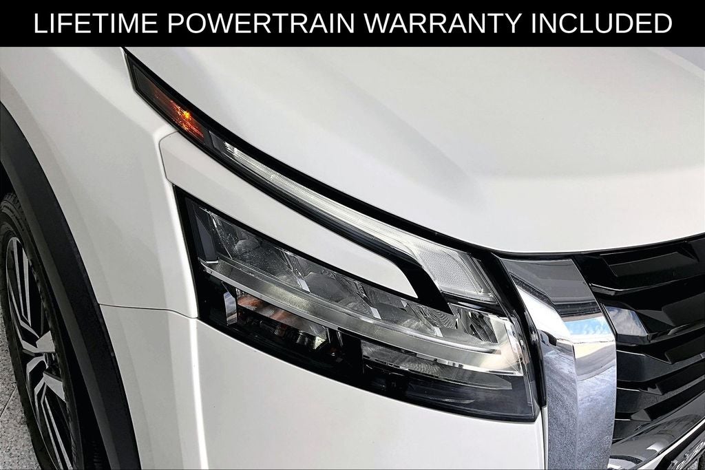 2023 Nissan Pathfinder Platinum