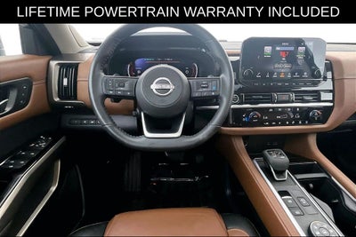 2023 Nissan Pathfinder Platinum