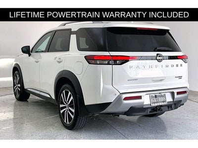 2023 Nissan Pathfinder Platinum