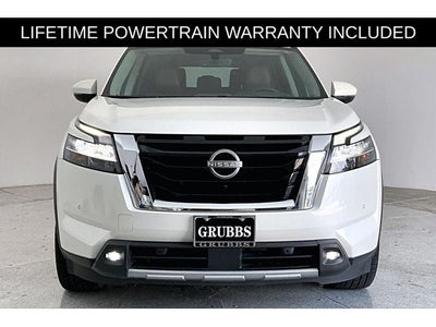 2023 Nissan Pathfinder Platinum