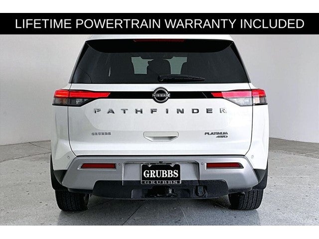 2023 Nissan Pathfinder Platinum
