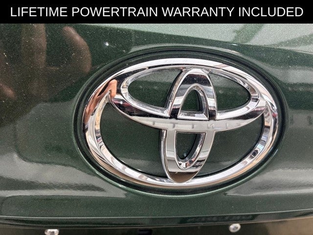 2025 Toyota Highlander Hybrid XLE