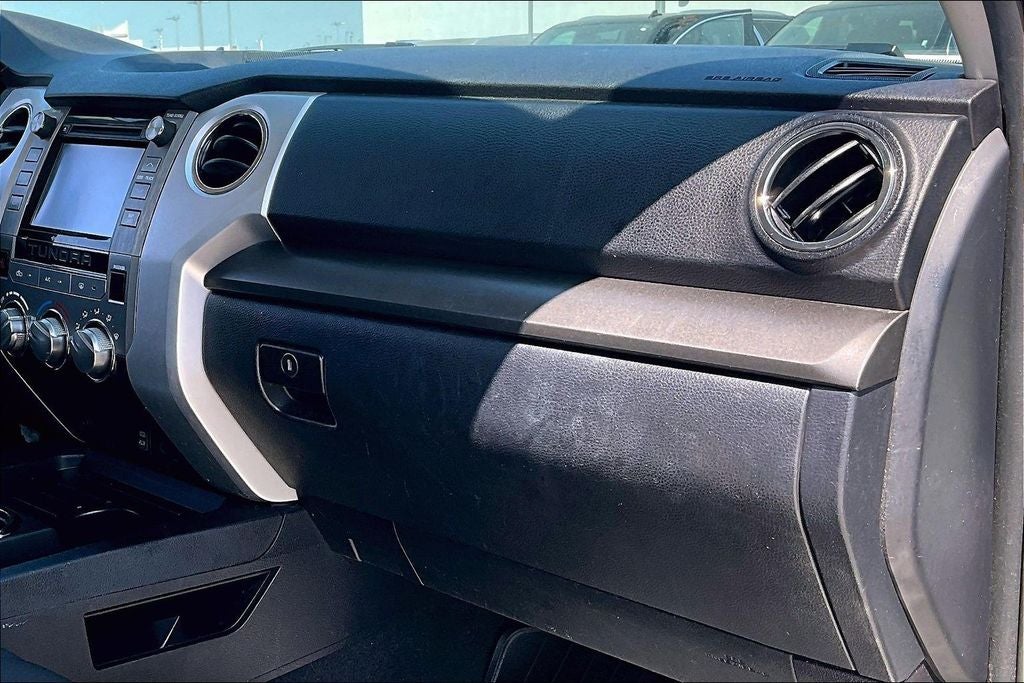 2017 Toyota Tundra SR5 4.6L V8