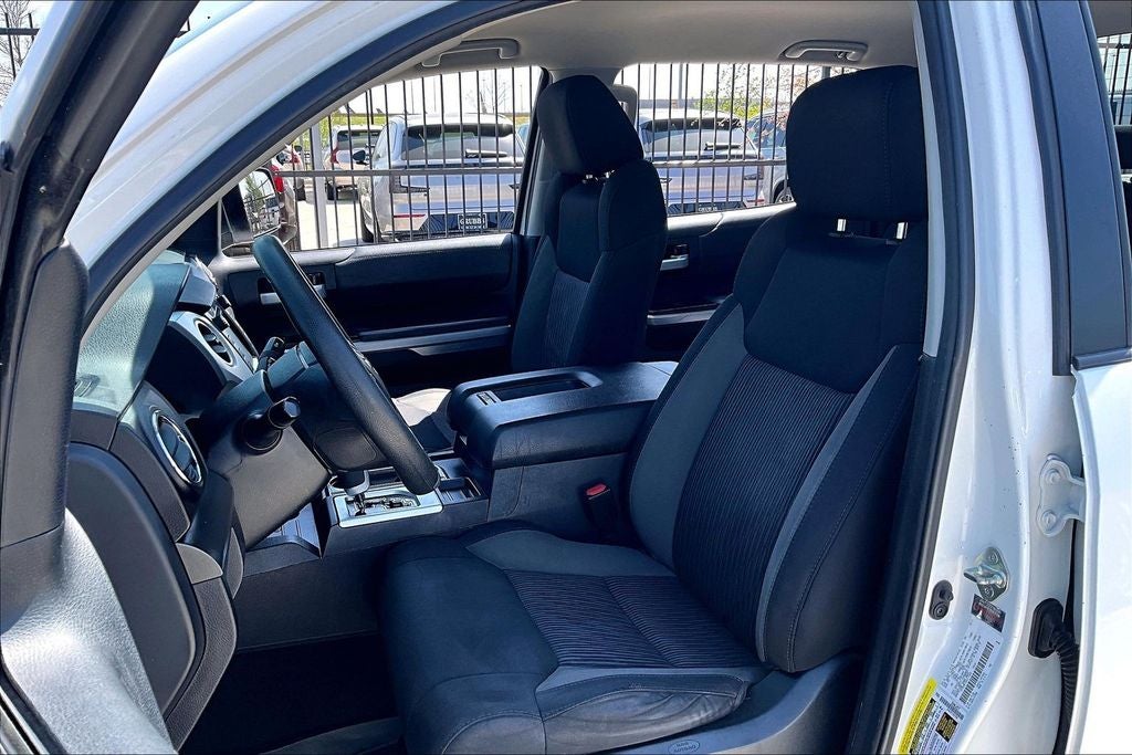 2017 Toyota Tundra SR5 4.6L V8