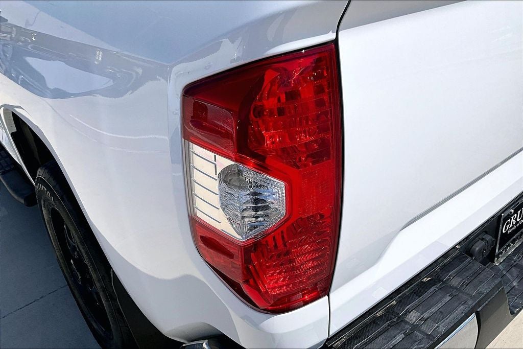 2017 Toyota Tundra SR5 4.6L V8