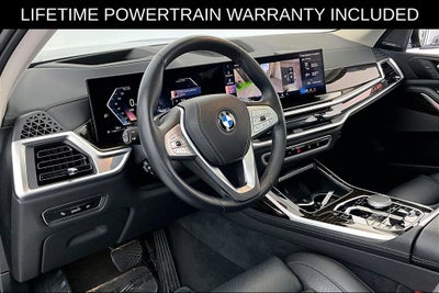 2025 BMW X7 xDrive40i