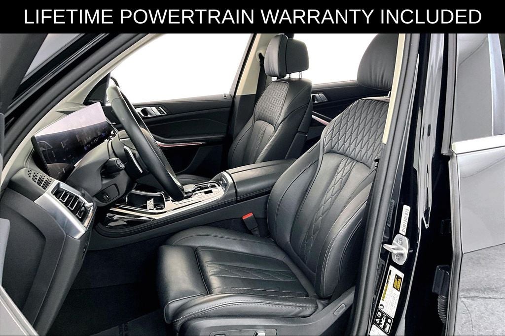 2025 BMW X7 xDrive40i