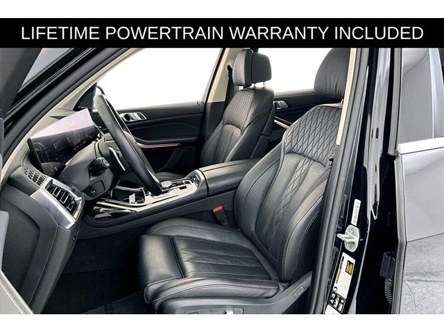 2025 BMW X7 xDrive40i