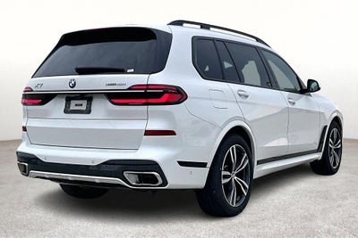 2025 BMW X7 xDrive40i M Sport